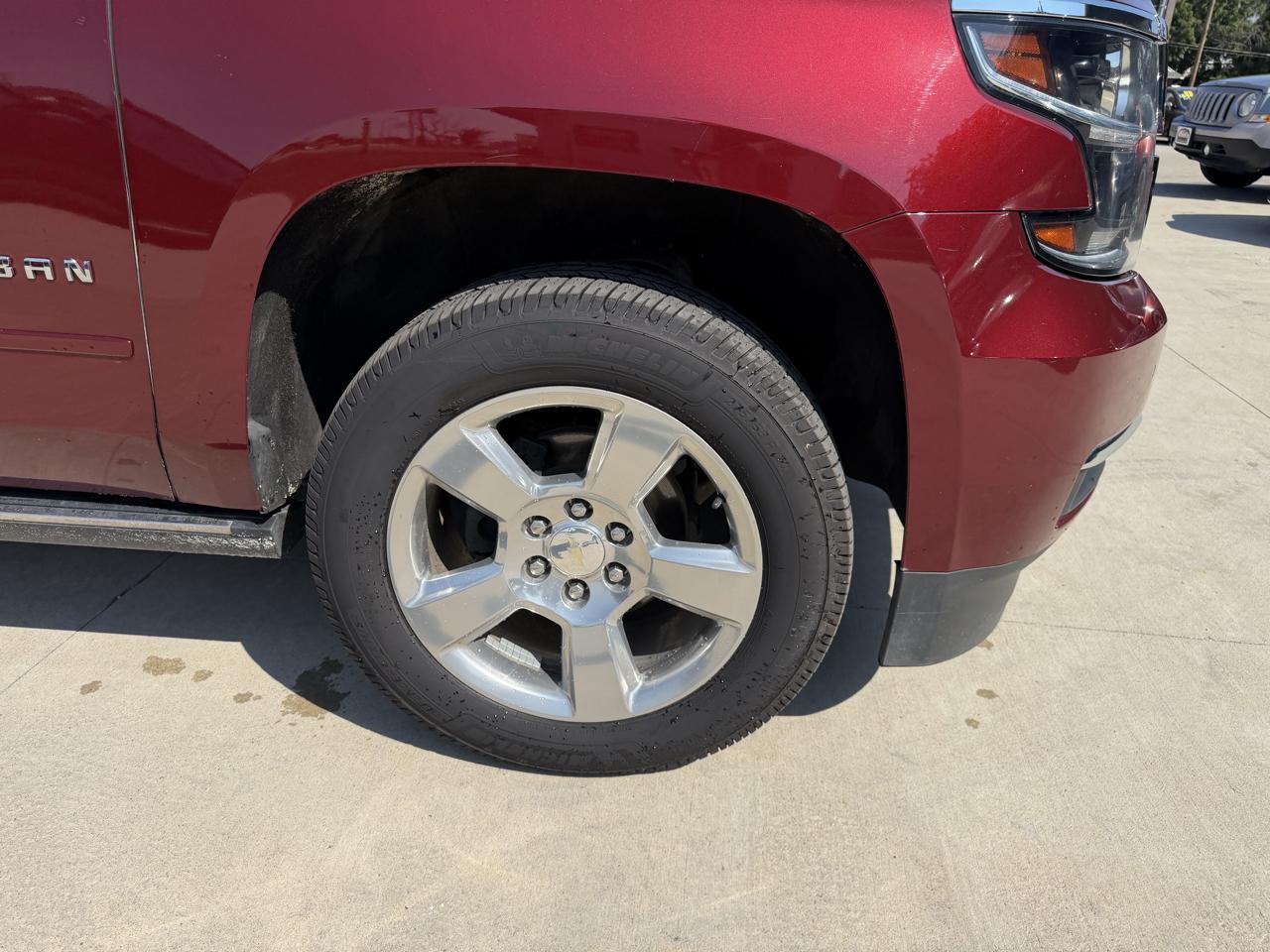 Chevrolet Suburban 4WD 4dr 1500 Premier 2019