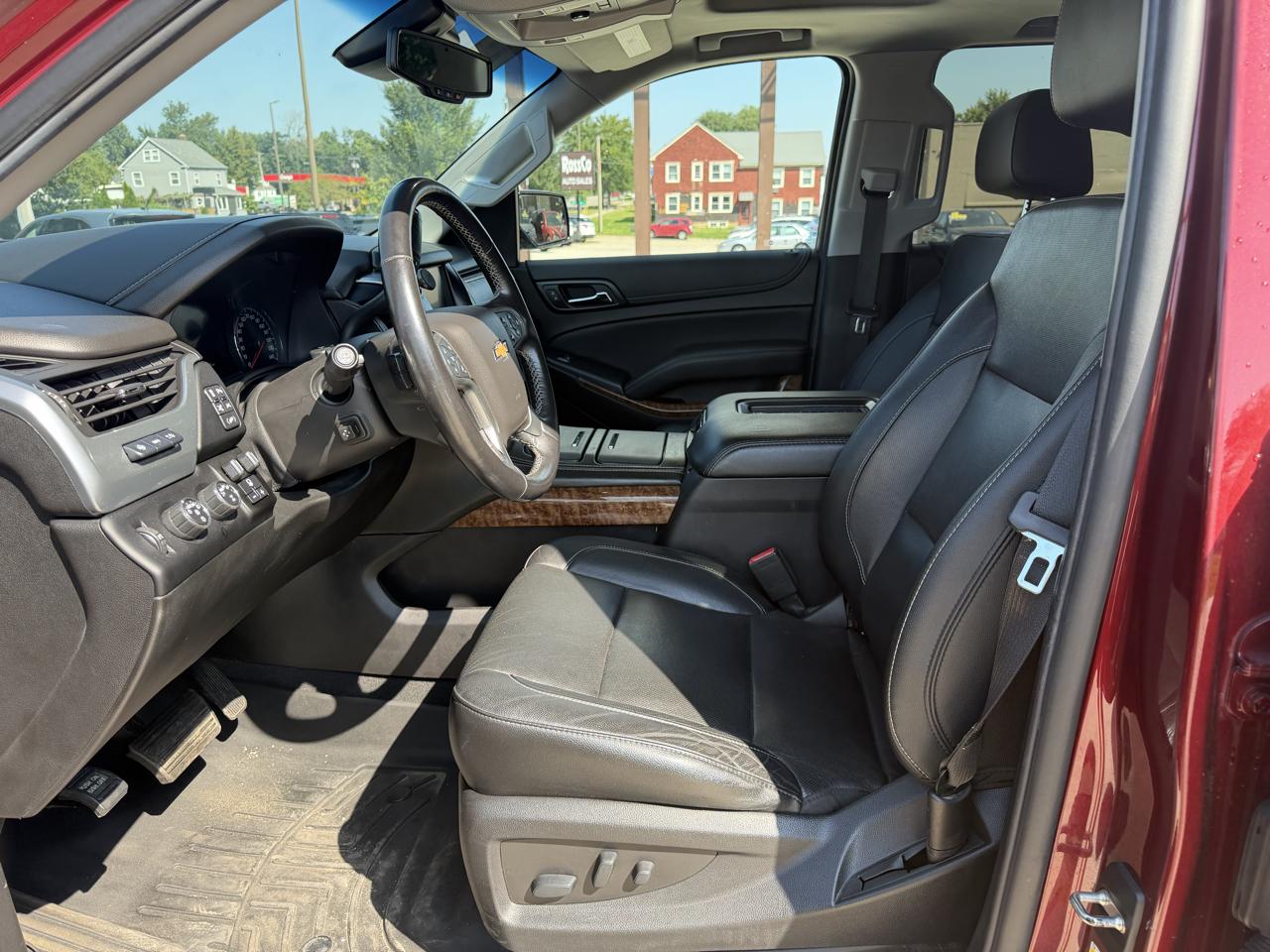 Chevrolet Suburban 4WD 4dr 1500 Premier 2019