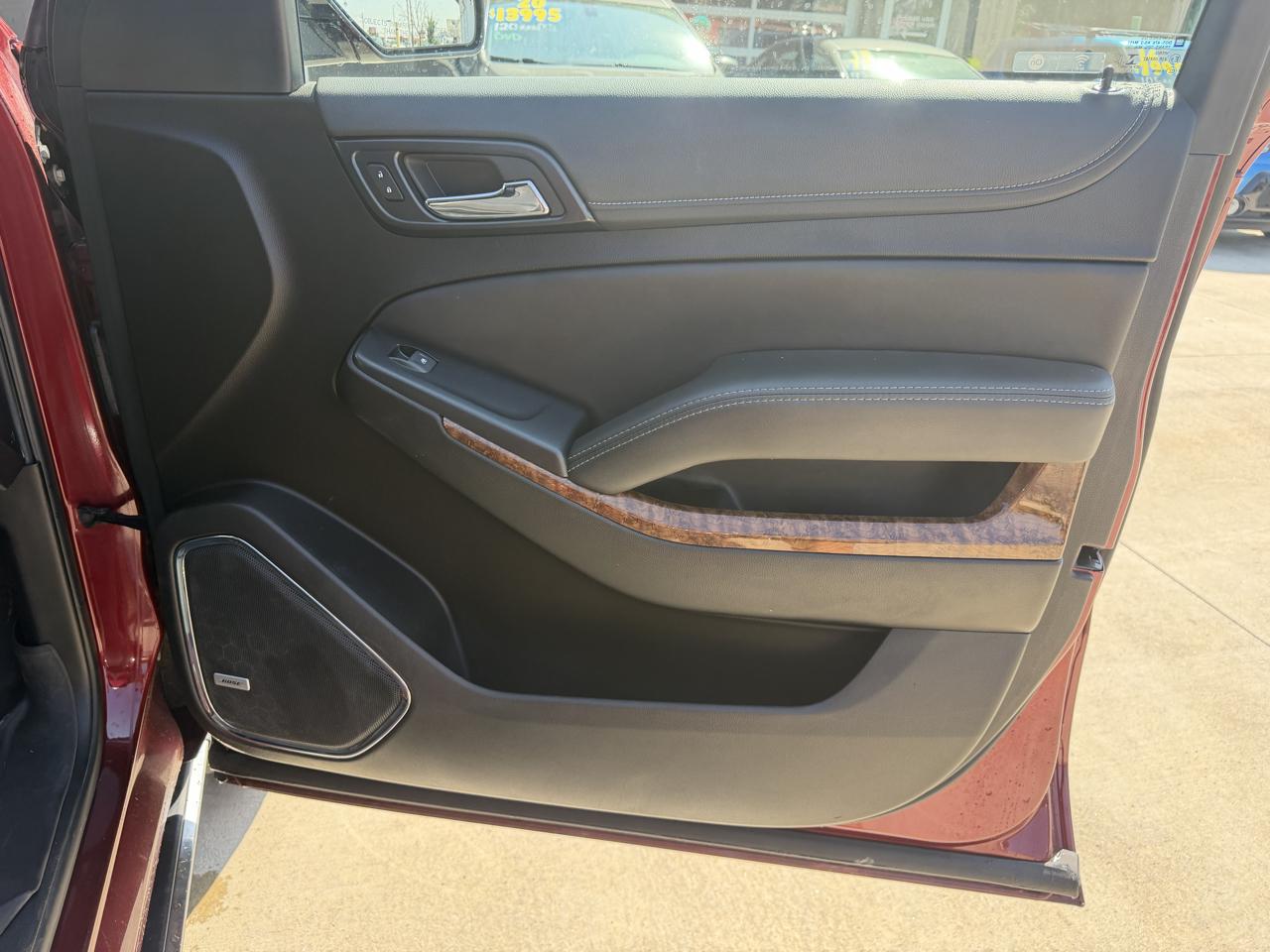 Chevrolet Suburban 4WD 4dr 1500 Premier 2019