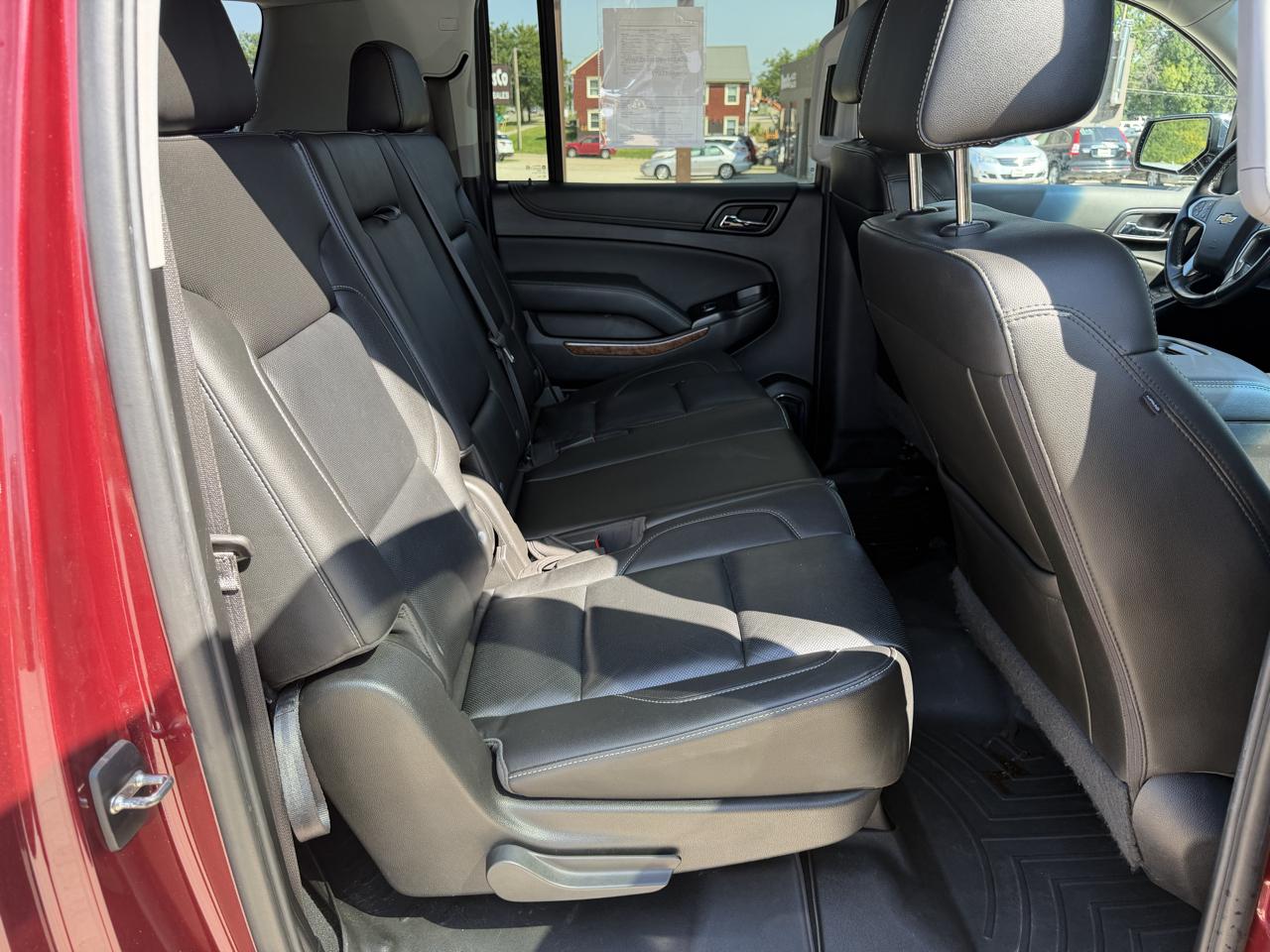 Chevrolet Suburban 4WD 4dr 1500 Premier 2019