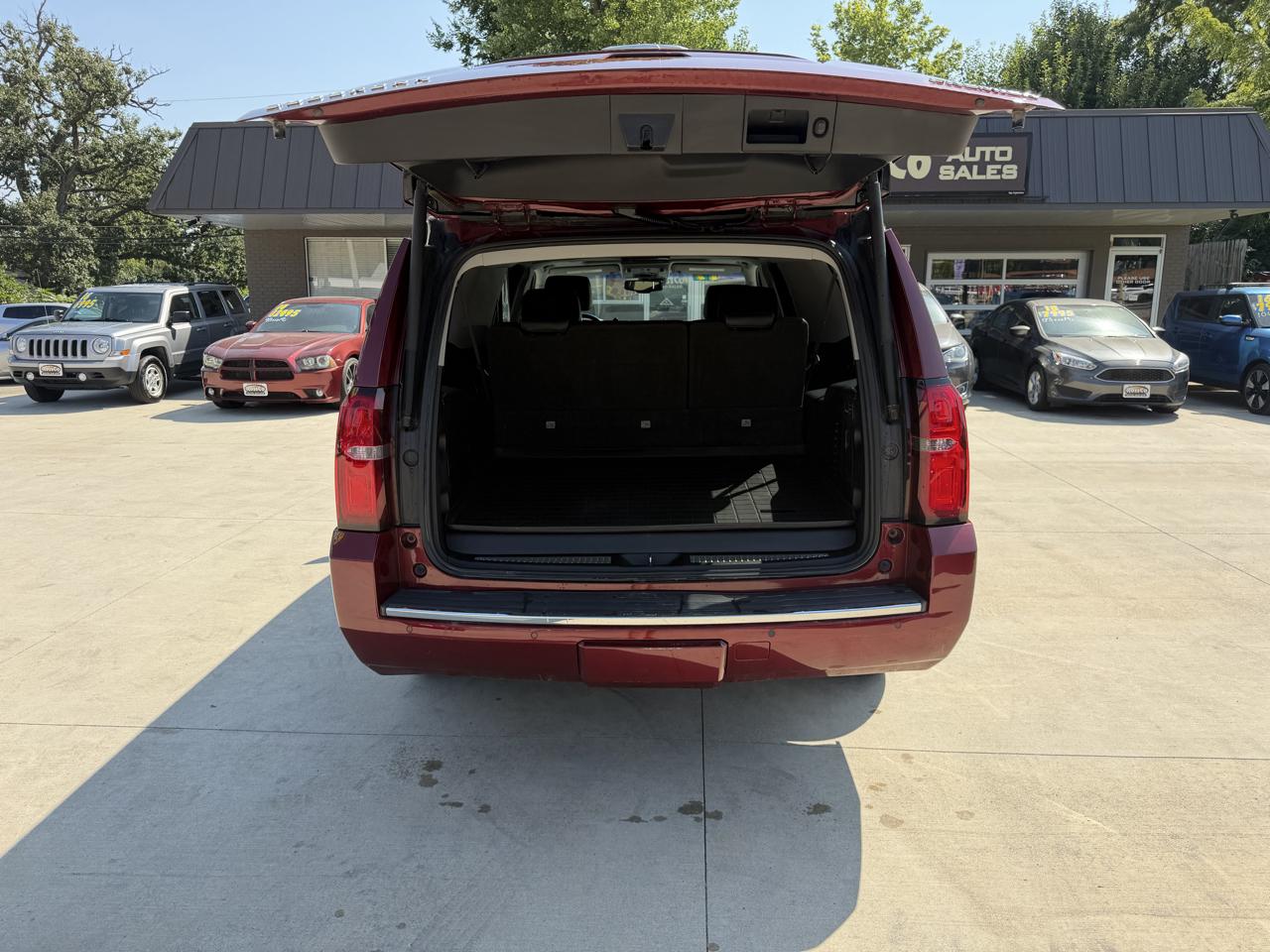 Chevrolet Suburban 4WD 4dr 1500 Premier 2019
