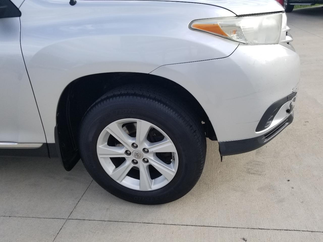 Toyota Highlander Sport 2012