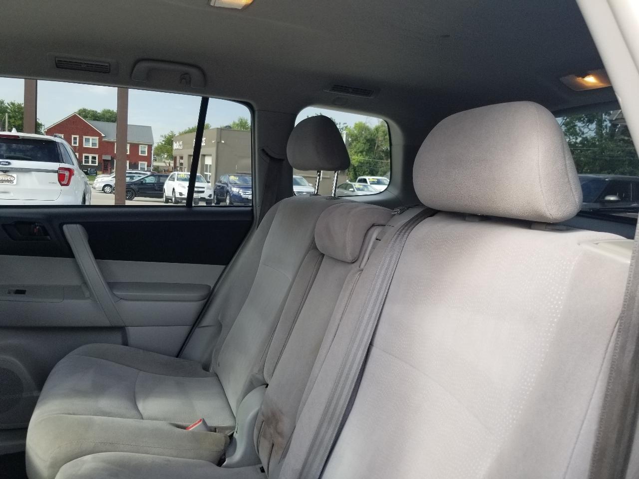 Toyota Highlander Sport 2012