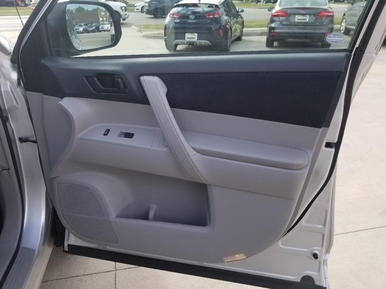 Toyota Highlander Sport 2012