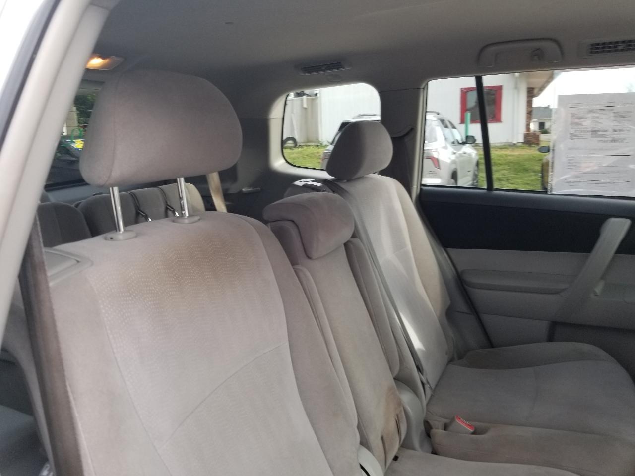 Toyota Highlander Sport 2012