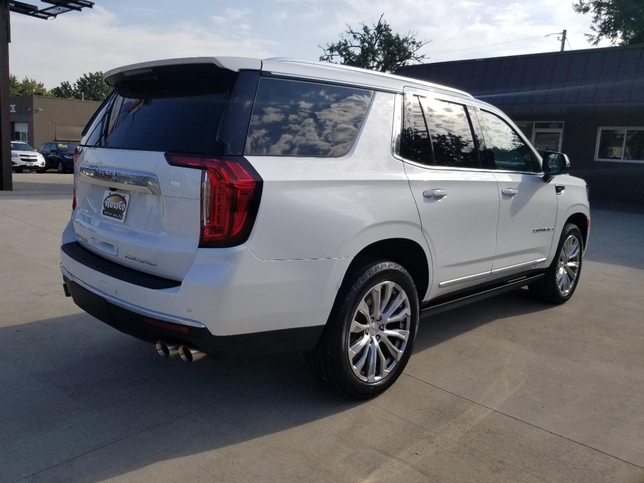 GMC Yukon 4WD 4dr Denali 2023