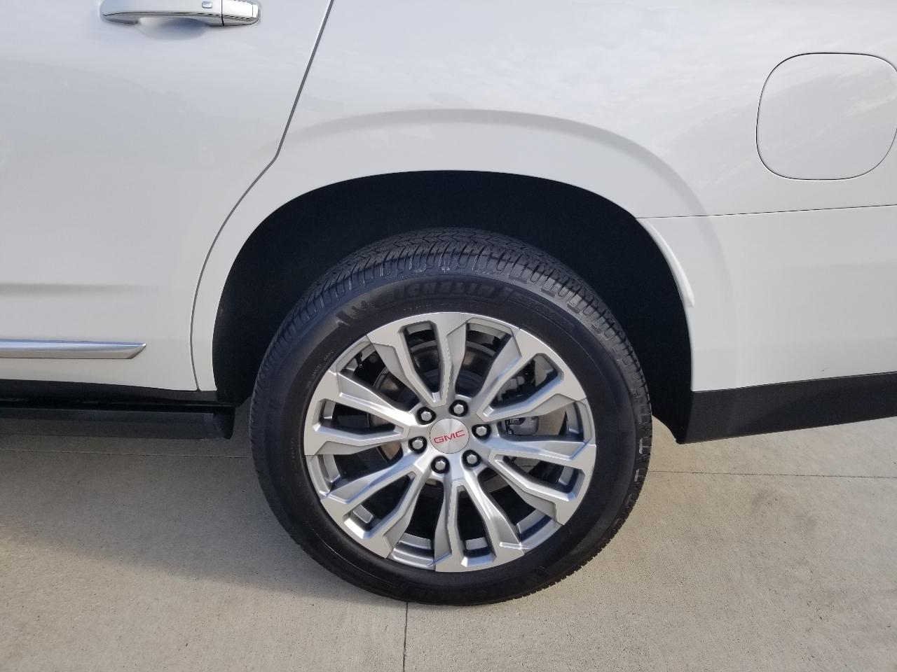 GMC Yukon 4WD 4dr Denali 2023