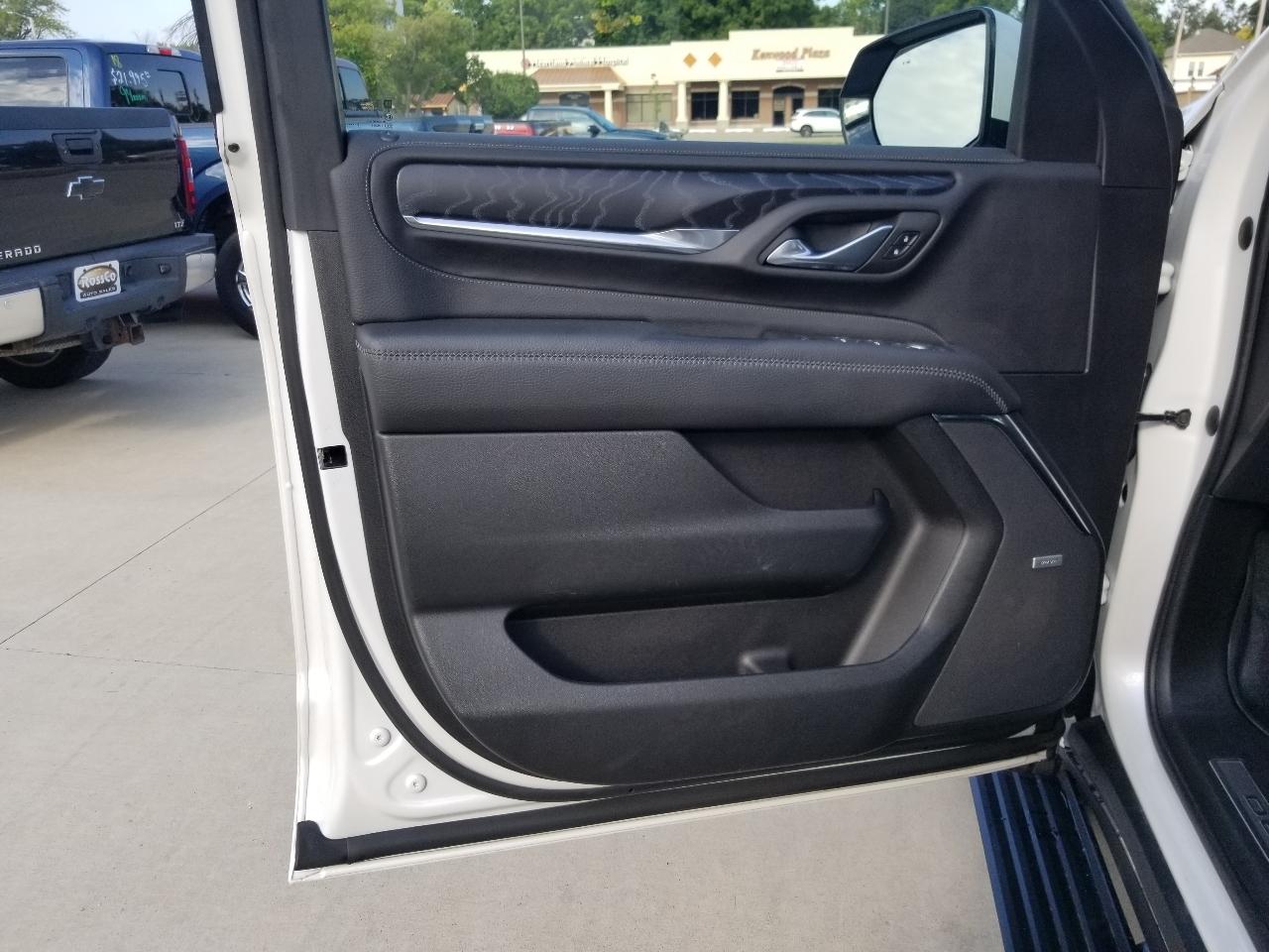 GMC Yukon 4WD 4dr Denali 2023