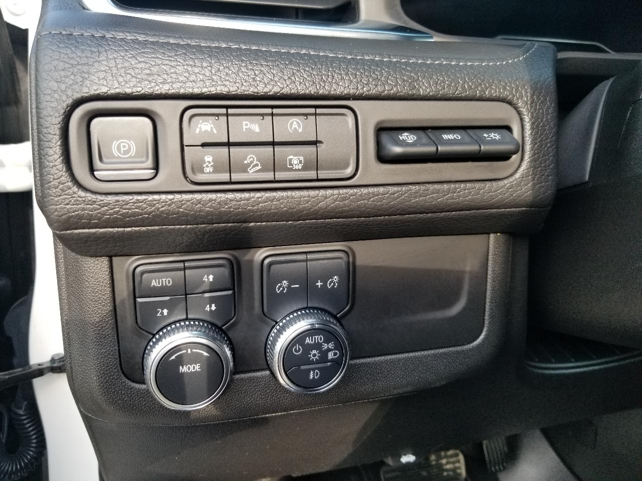 GMC Yukon 4WD 4dr Denali 2023