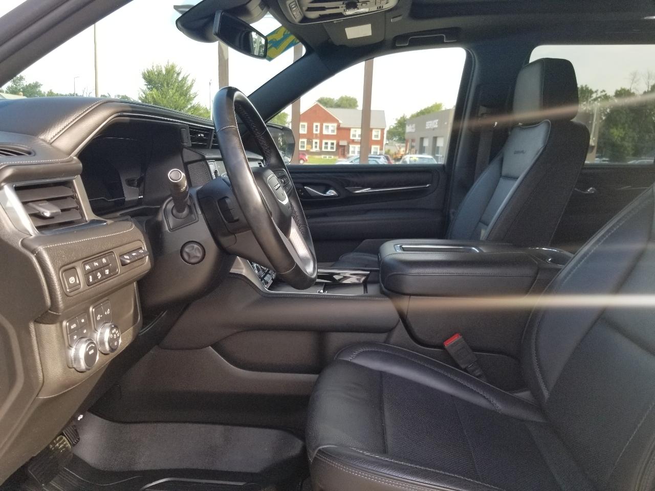GMC Yukon 4WD 4dr Denali 2023