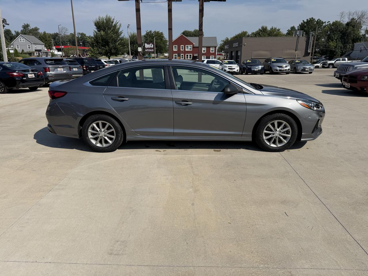 Hyundai Sonata SE 2.4L 2018