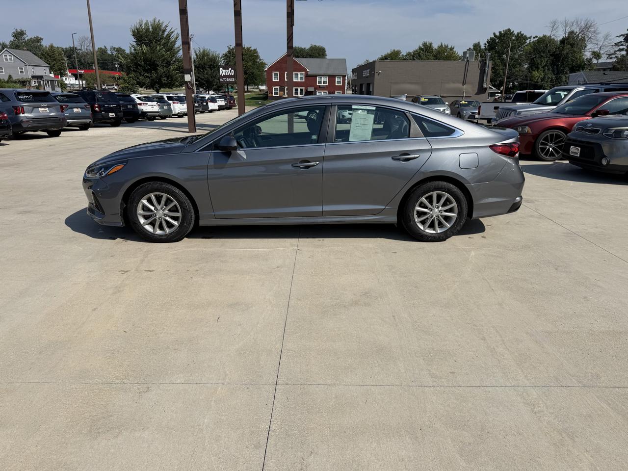 Hyundai Sonata SE 2.4L 2018