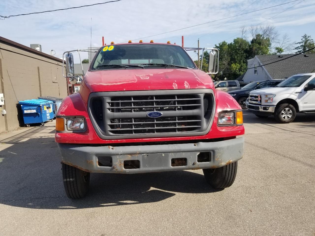 Ford F-650 SD  2000