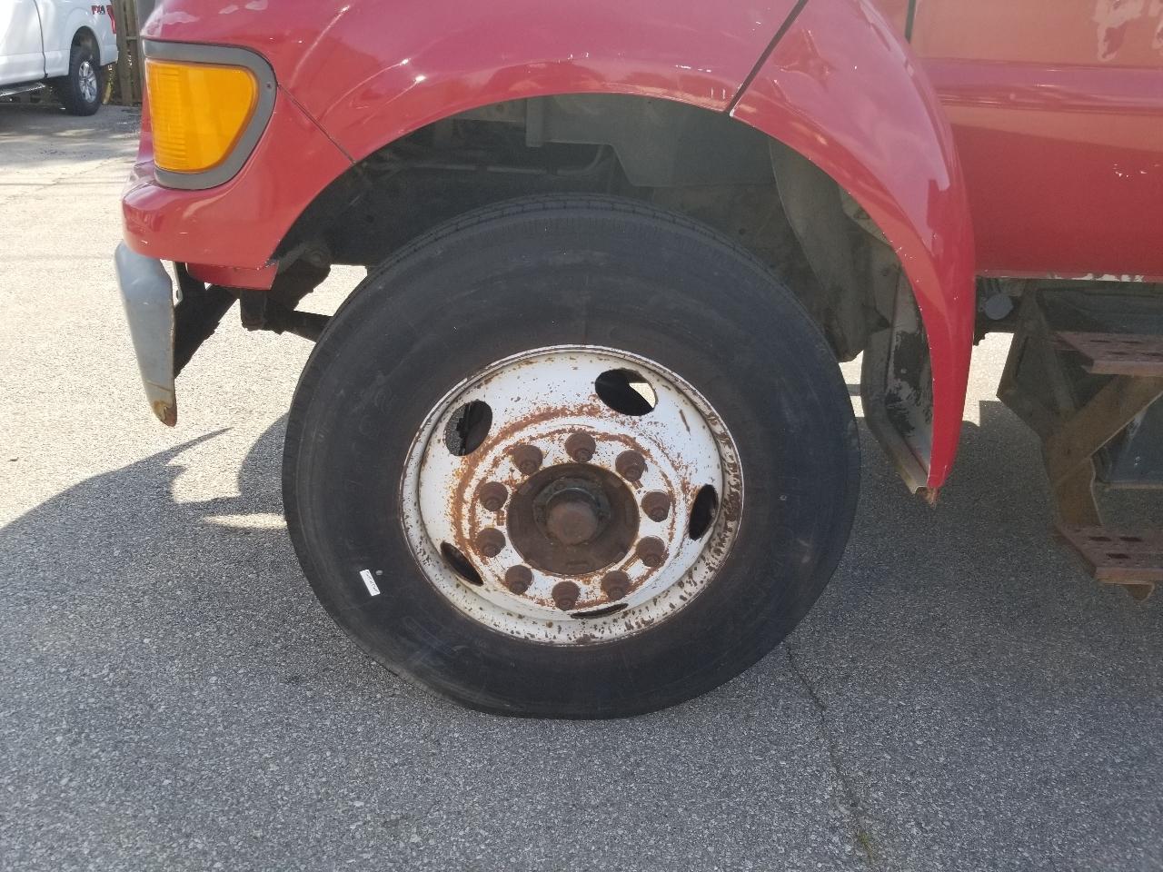 Ford F-650 SD  2000