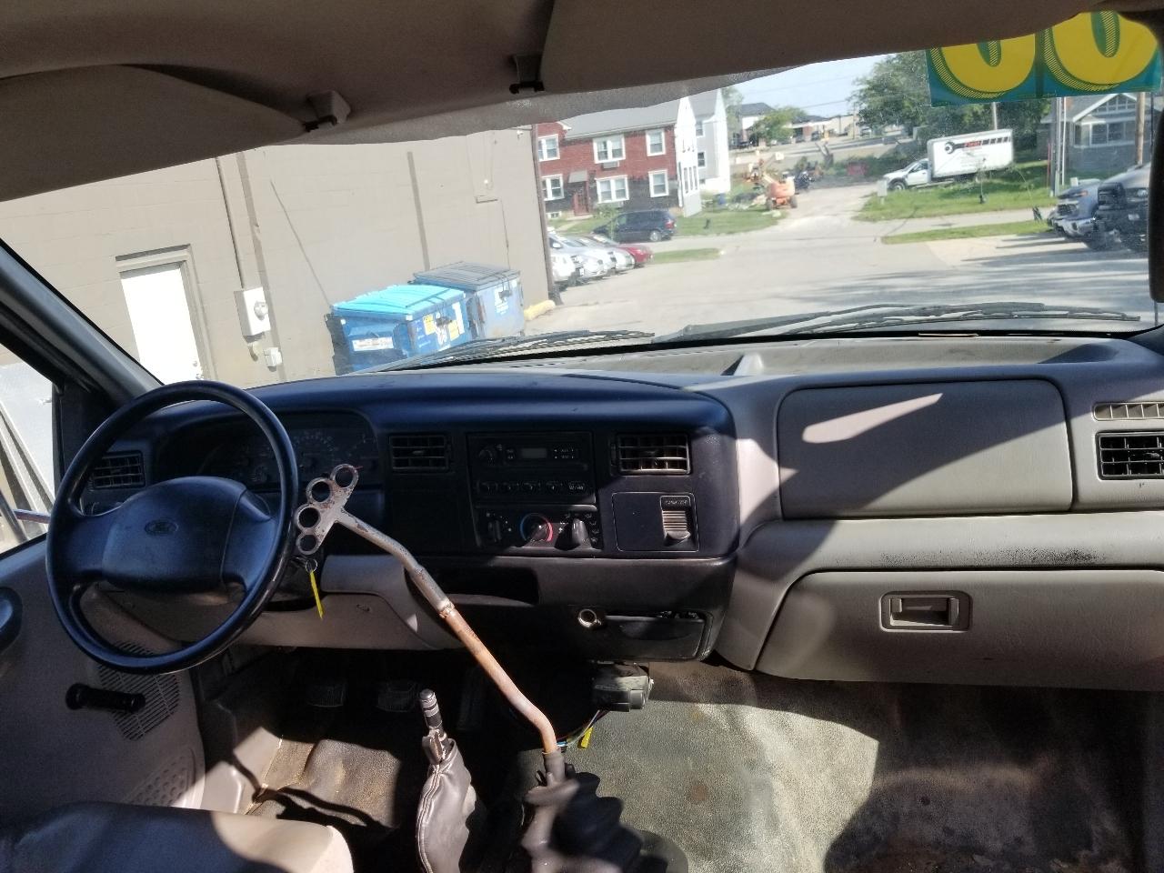 Ford F-650 SD  2000