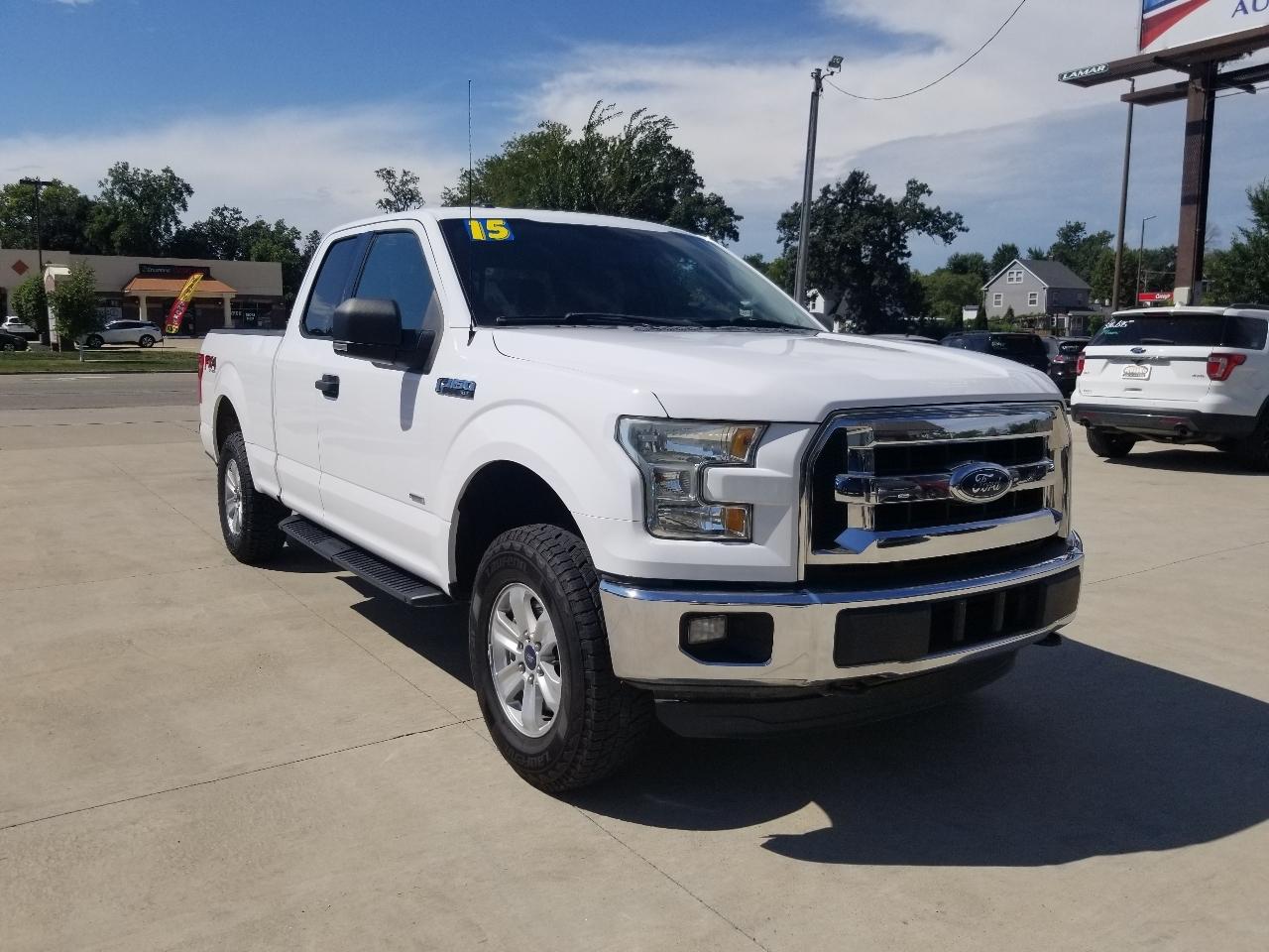 Ford F-150 4WD SuperCrew 145" FX4 2015
