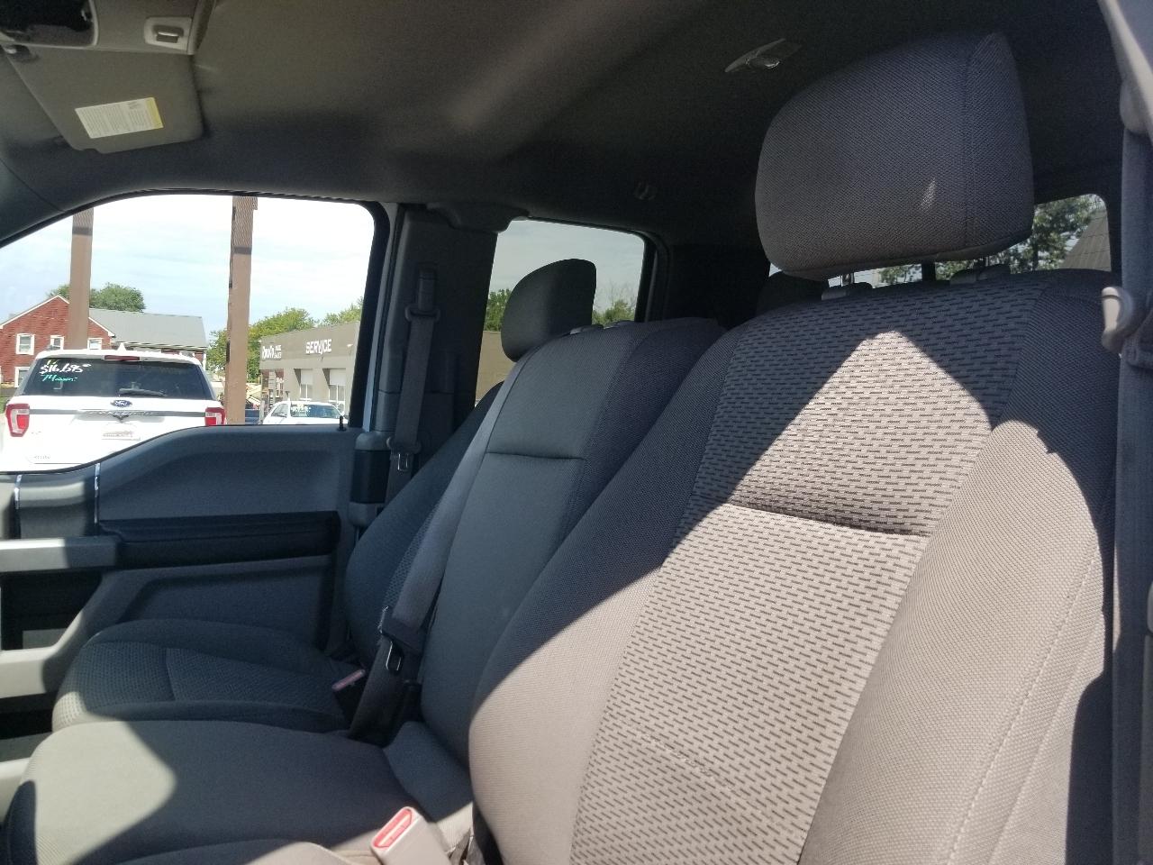 Ford F-150 4WD SuperCrew 145" FX4 2015