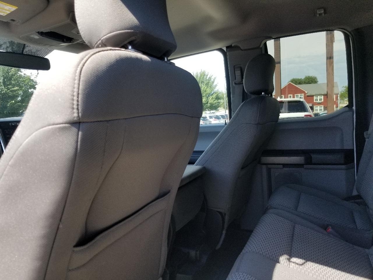 Ford F-150 4WD SuperCrew 145" FX4 2015