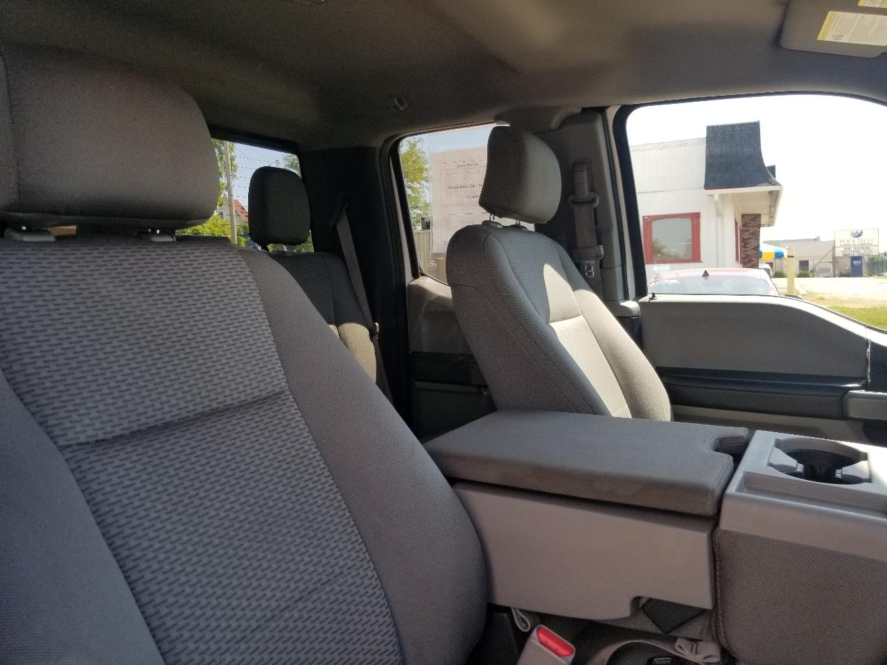 Ford F-150 4WD SuperCrew 145" FX4 2015