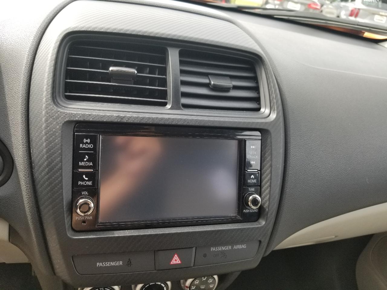 Mitsubishi Outlander Sport ES 2.0 CVT 2021