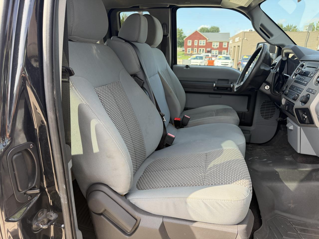 Ford Super Duty F-250 SRW XLT 4WD SuperCab 6.75' Box 2014