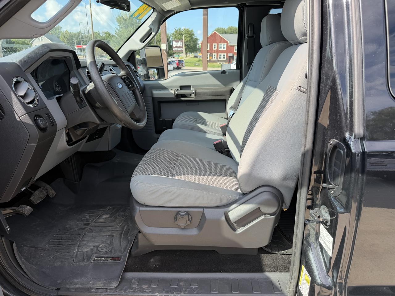 Ford Super Duty F-250 SRW XLT 4WD SuperCab 6.75' Box 2014
