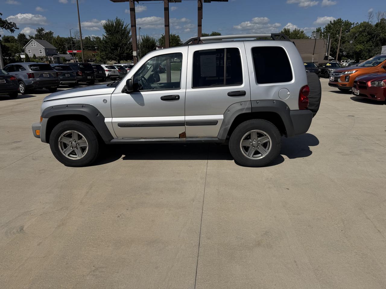 Jeep Liberty 4dr Renegade 4WD 2005