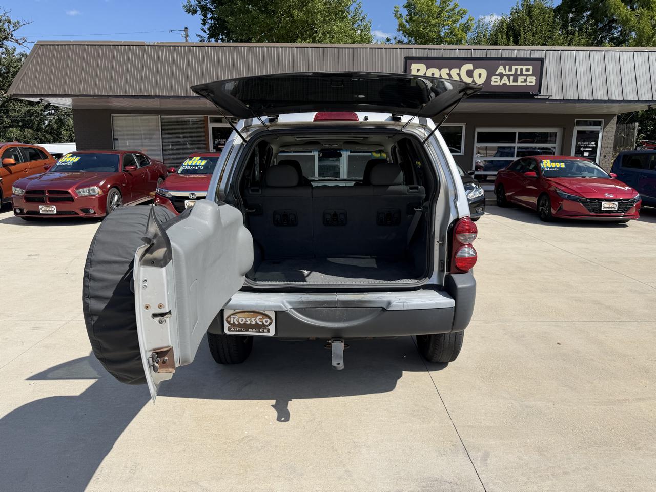 Jeep Liberty 4dr Renegade 4WD 2005