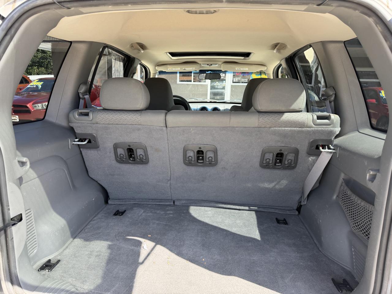 Jeep Liberty 4dr Renegade 4WD 2005