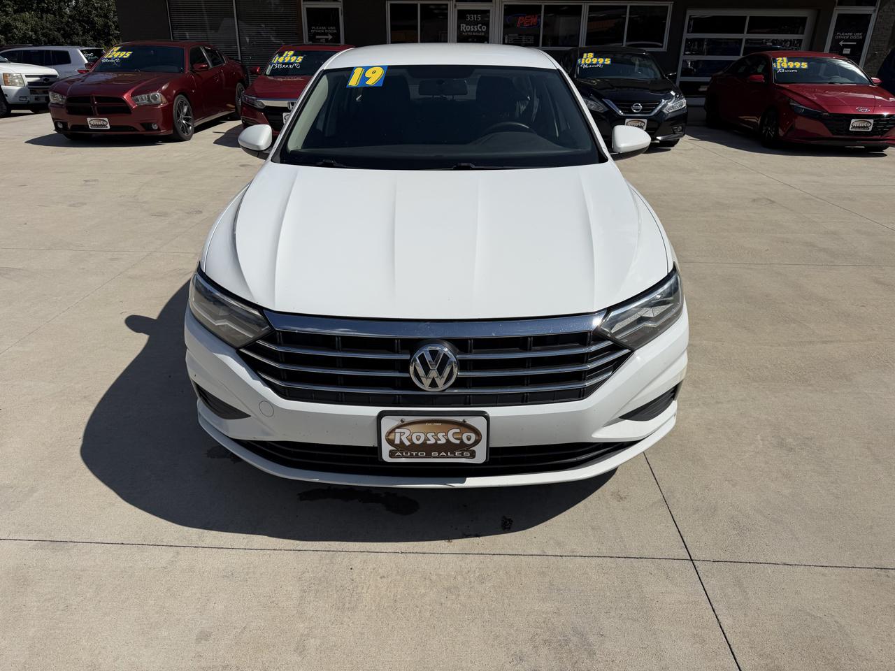 Volkswagen Jetta R-Line Auto w/SULEV 2019