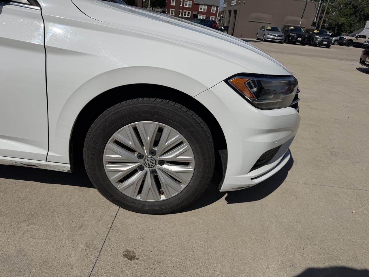 Volkswagen Jetta R-Line Auto w/SULEV 2019