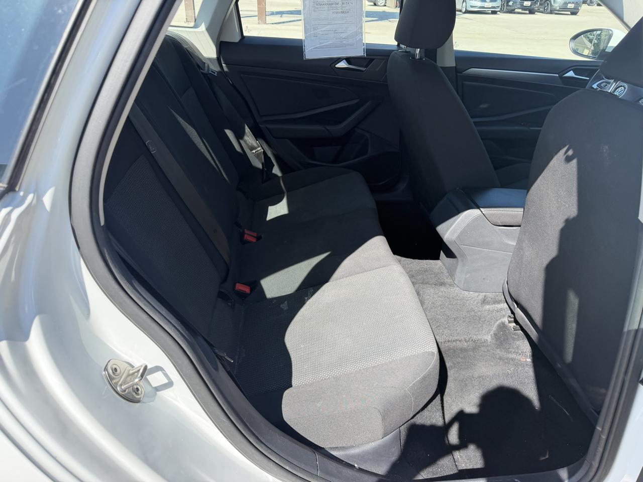 Volkswagen Jetta R-Line Auto w/SULEV 2019