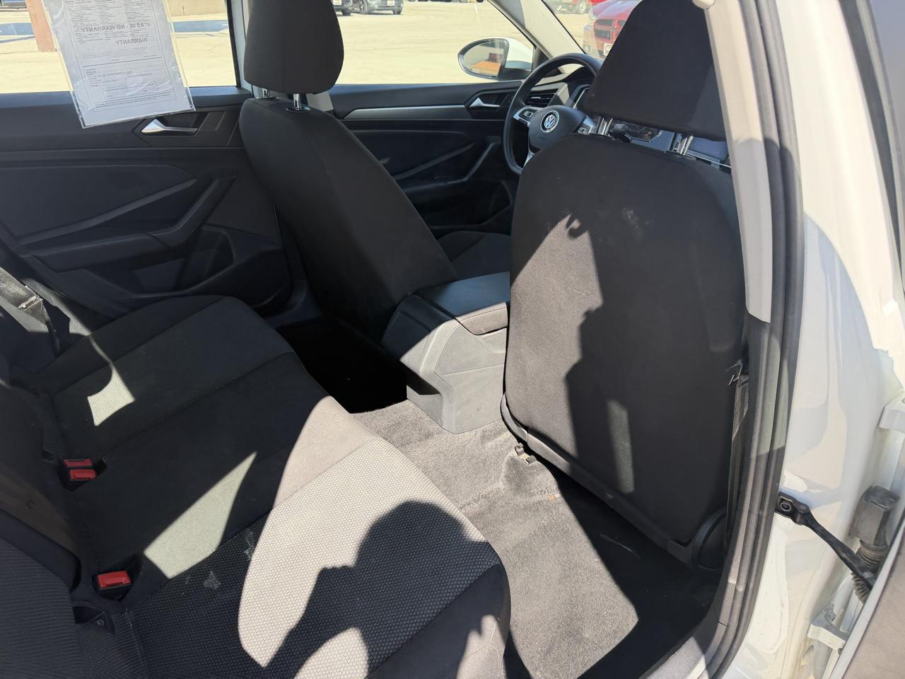 Volkswagen Jetta R-Line Auto w/SULEV 2019