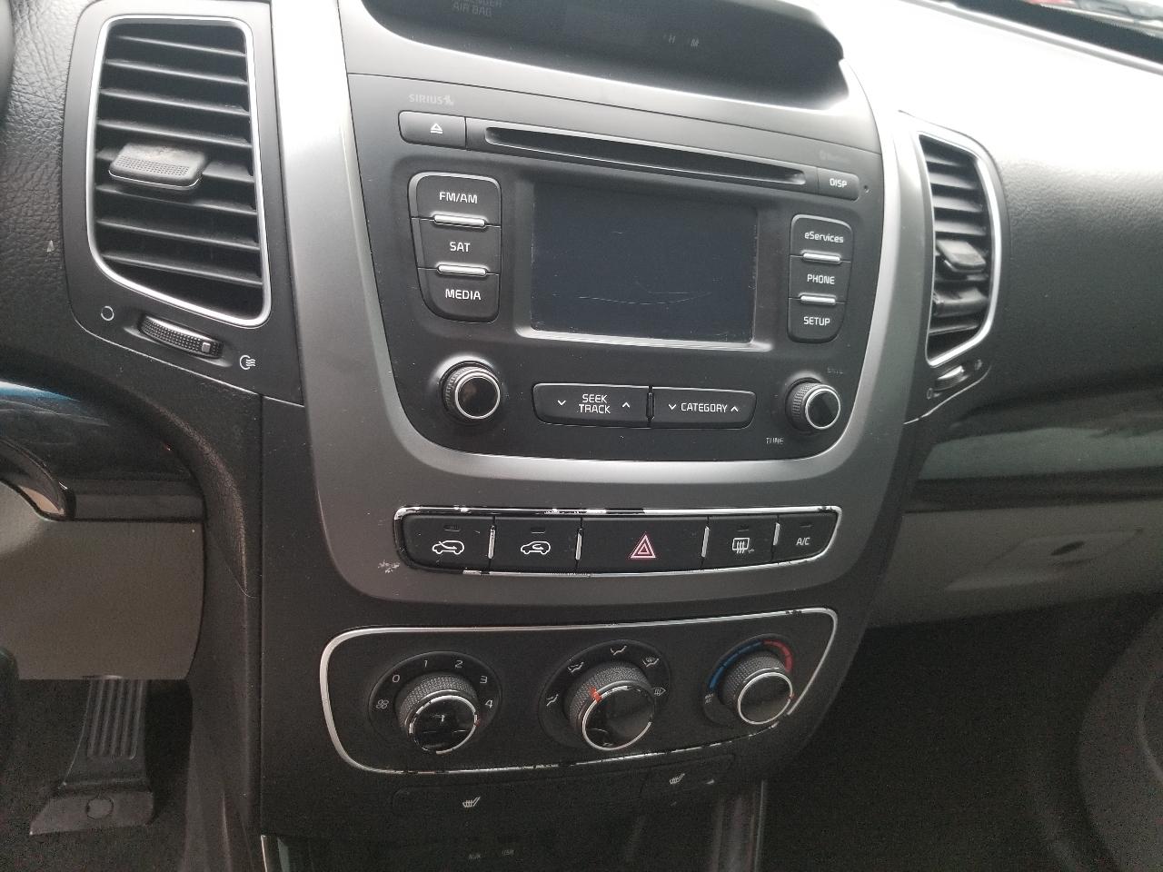Kia Sorento AWD 4dr I4 LX 2015