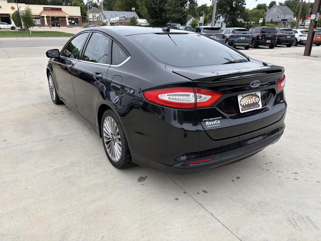 Ford Fusion 4dr Sdn SE FWD 2014