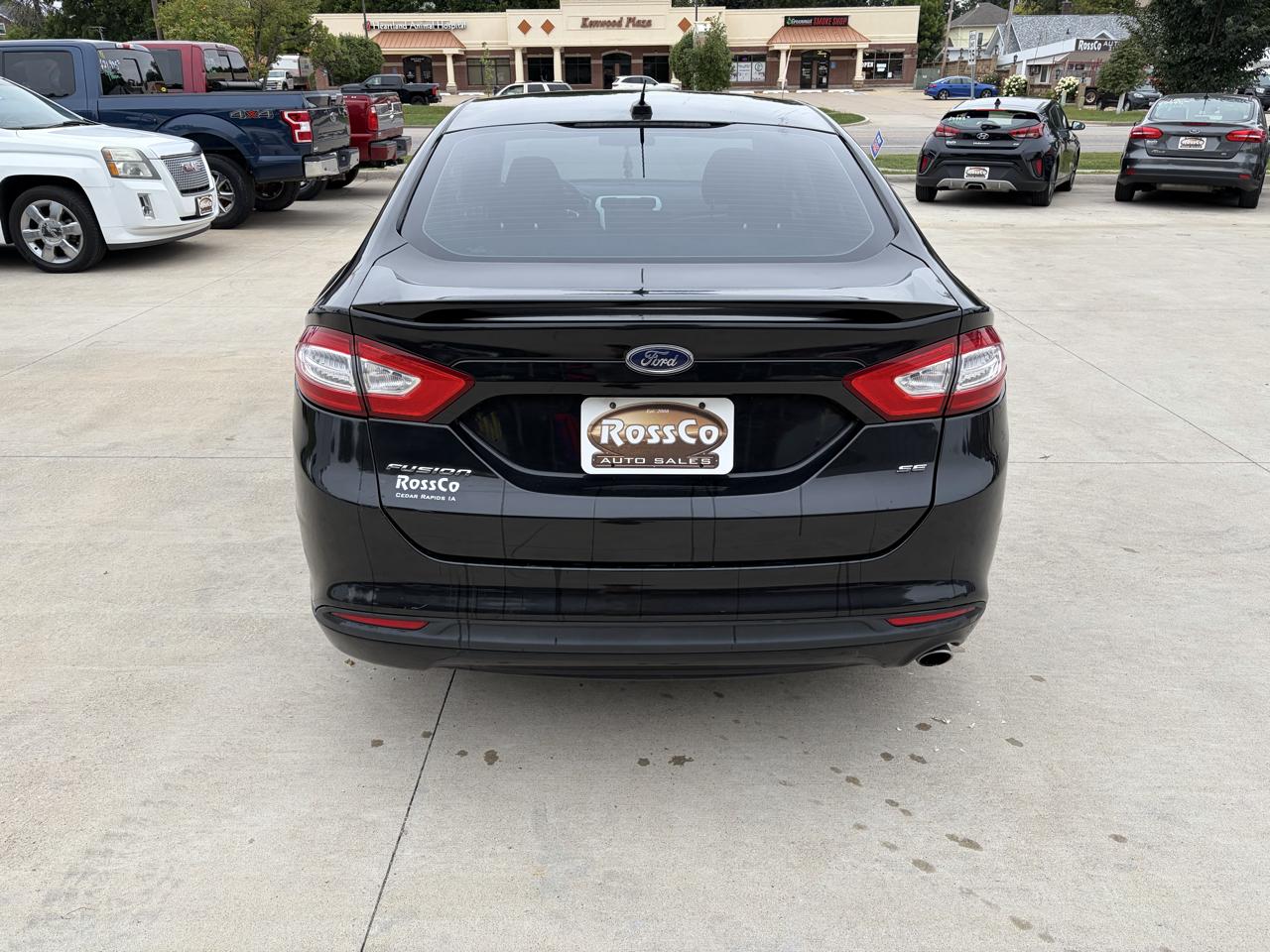 Ford Fusion 4dr Sdn SE FWD 2014