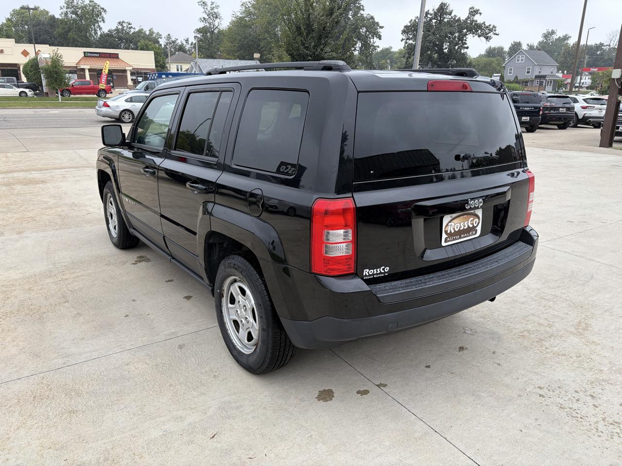 Jeep Patriot FWD 4dr Sport 2015