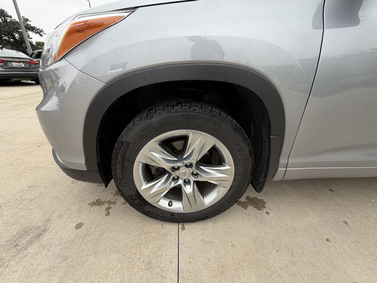 Toyota Highlander AWD 4dr V6 Limited (Natl) 2014