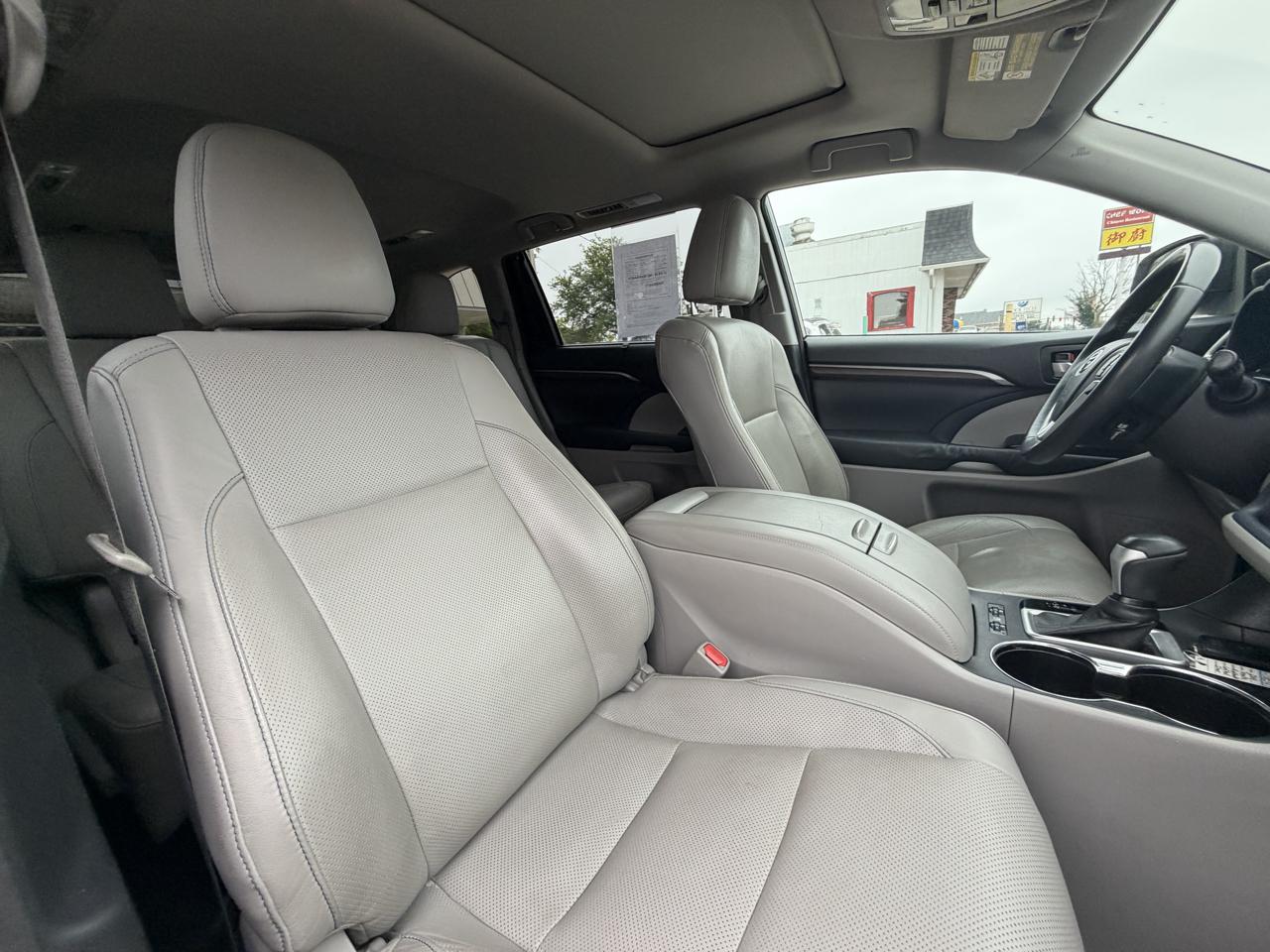 Toyota Highlander AWD 4dr V6 Limited (Natl) 2014