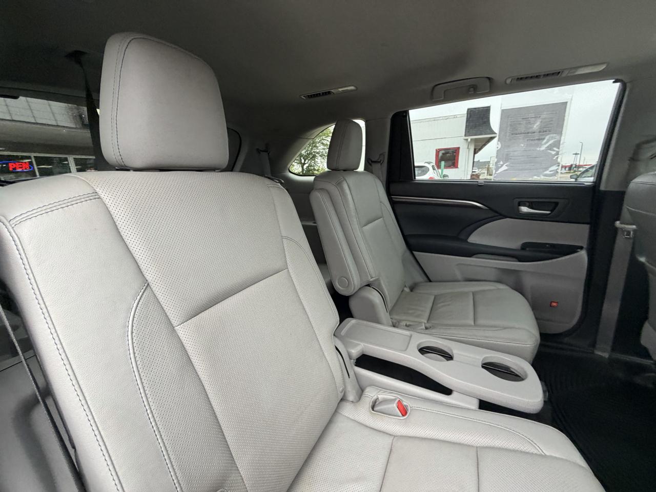 Toyota Highlander AWD 4dr V6 Limited (Natl) 2014