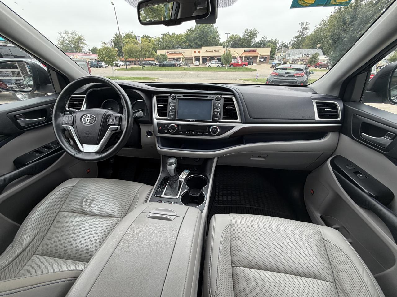 Toyota Highlander AWD 4dr V6 Limited (Natl) 2014