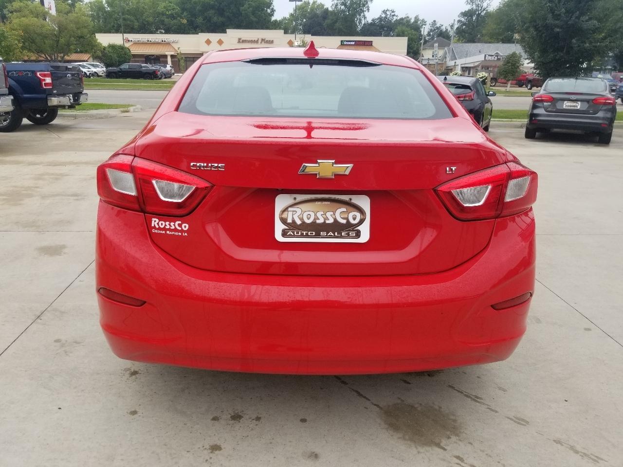 Chevrolet Cruze 4dr Sdn 1.4L LT w/1SD 2017