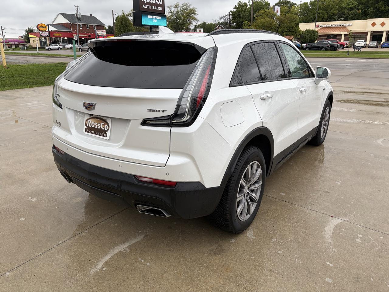 Cadillac XT4 FWD 4dr Sport 2020