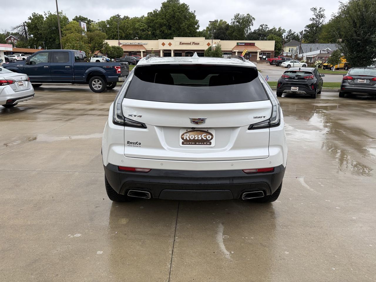 Cadillac XT4 FWD 4dr Sport 2020