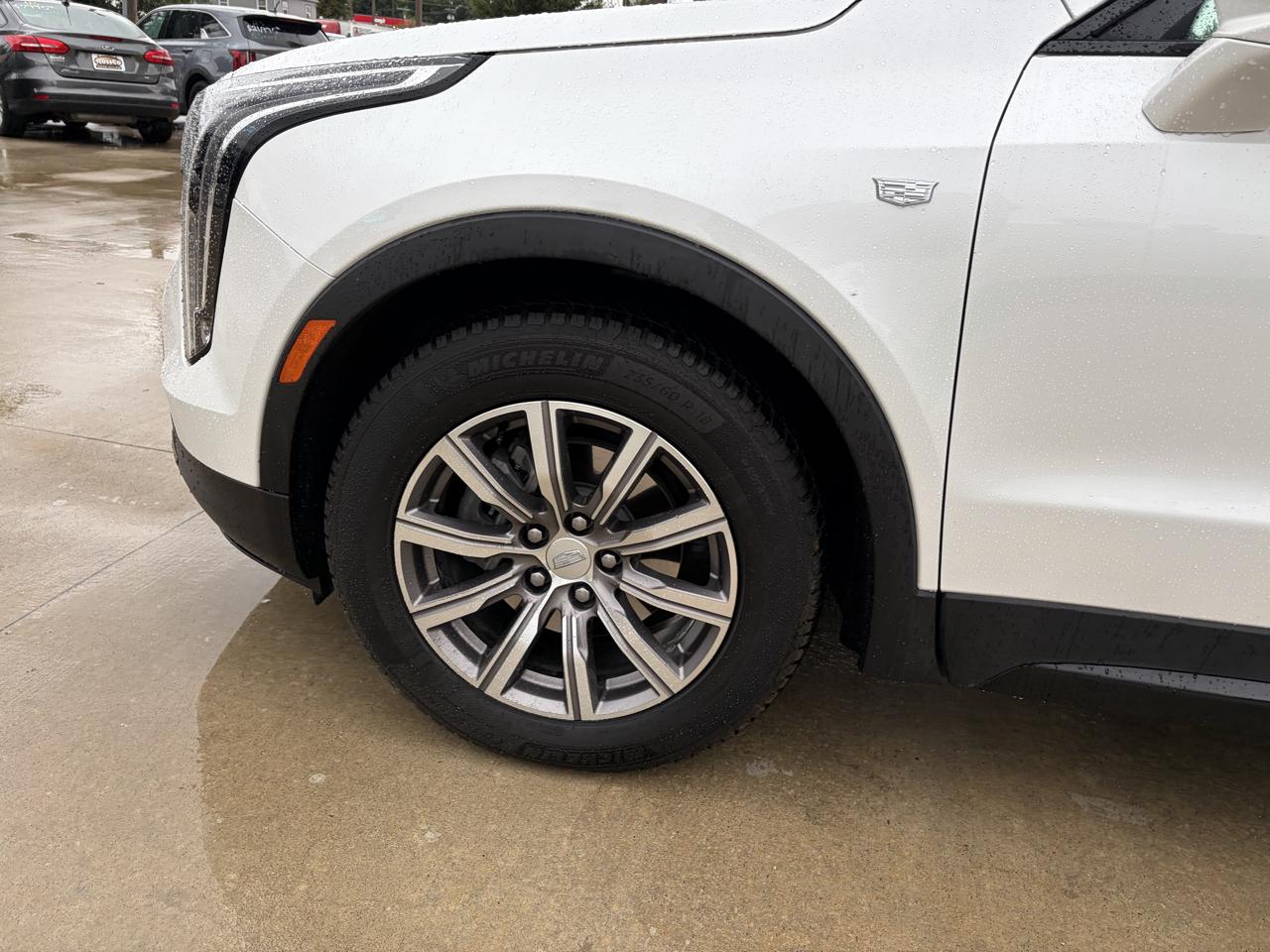 Cadillac XT4 FWD 4dr Sport 2020
