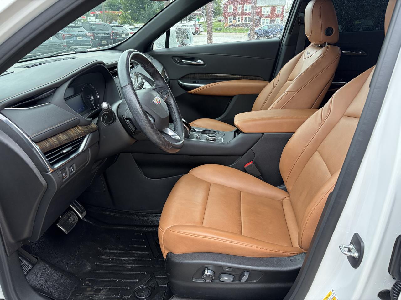 Cadillac XT4 FWD 4dr Sport 2020