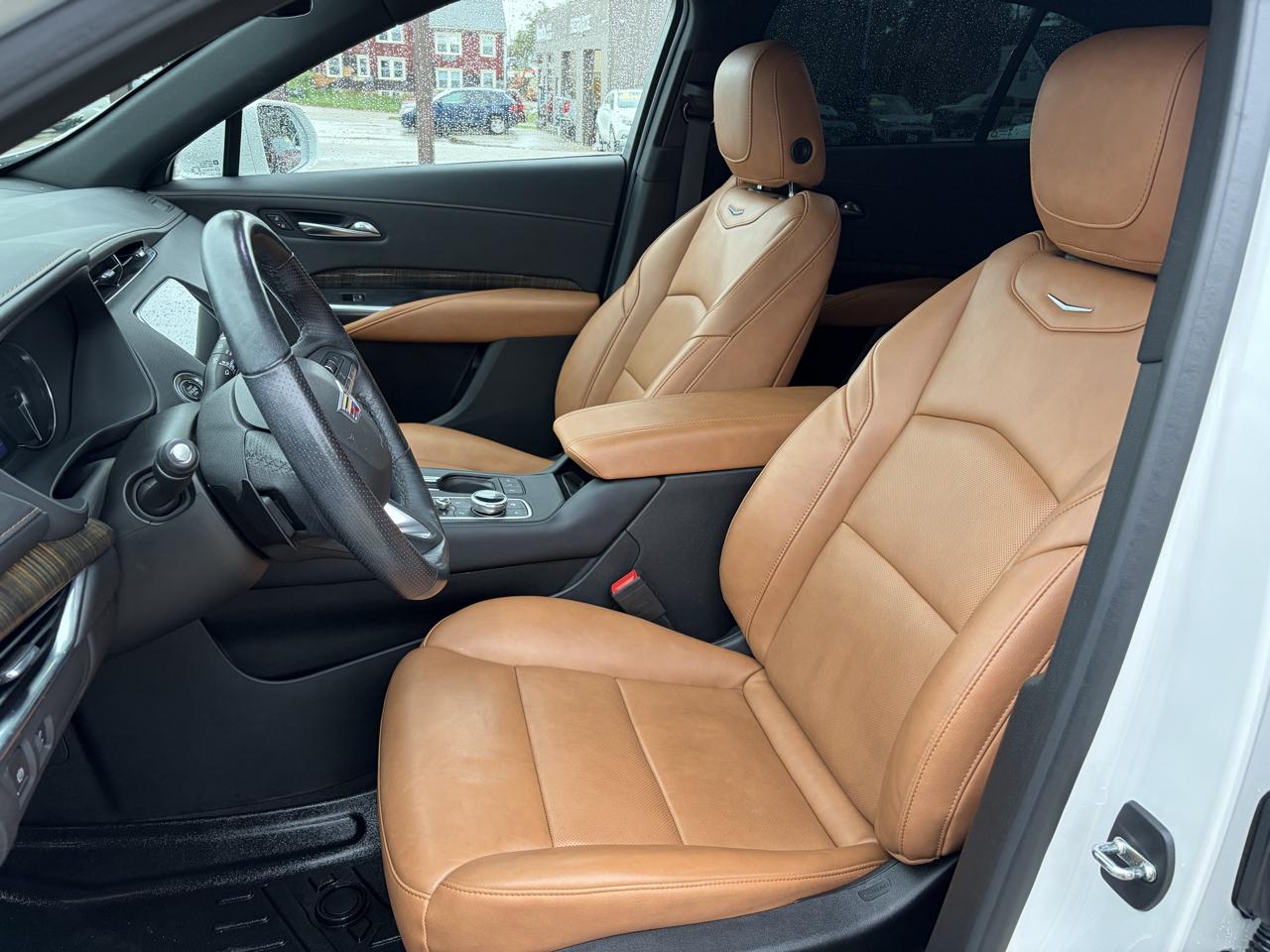 Cadillac XT4 FWD 4dr Sport 2020
