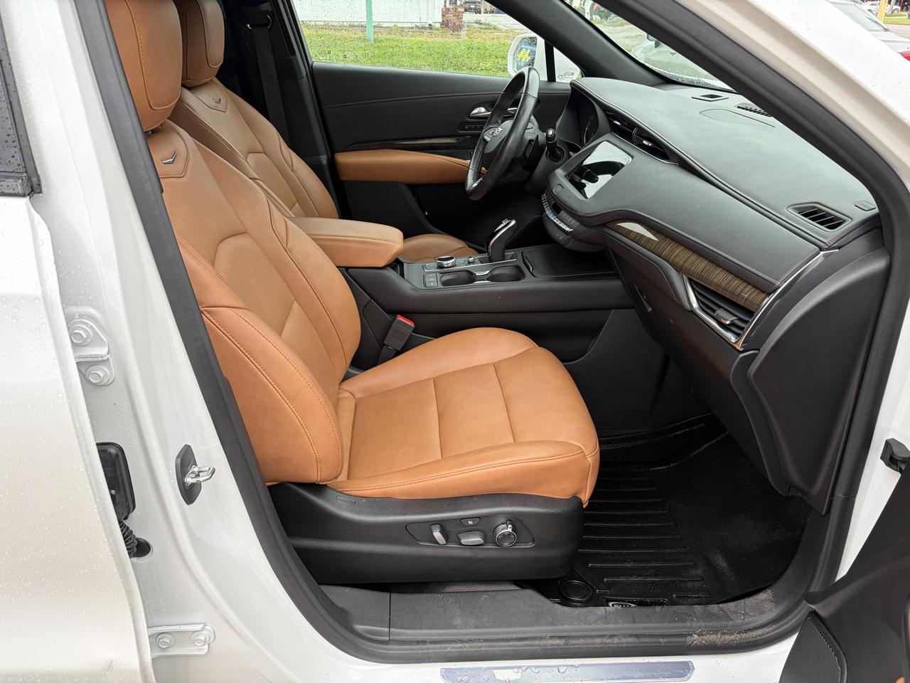 Cadillac XT4 FWD 4dr Sport 2020