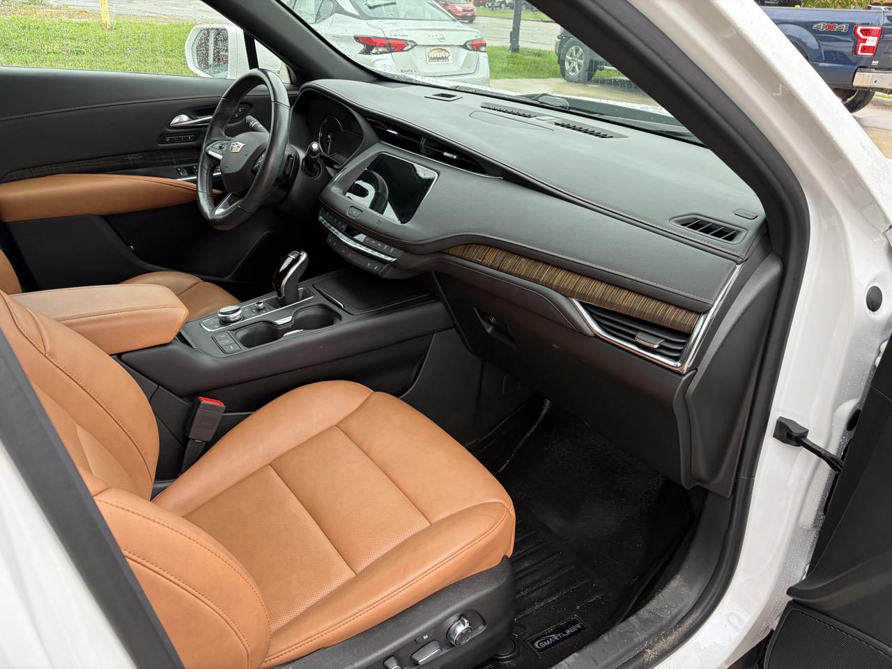 Cadillac XT4 FWD 4dr Sport 2020