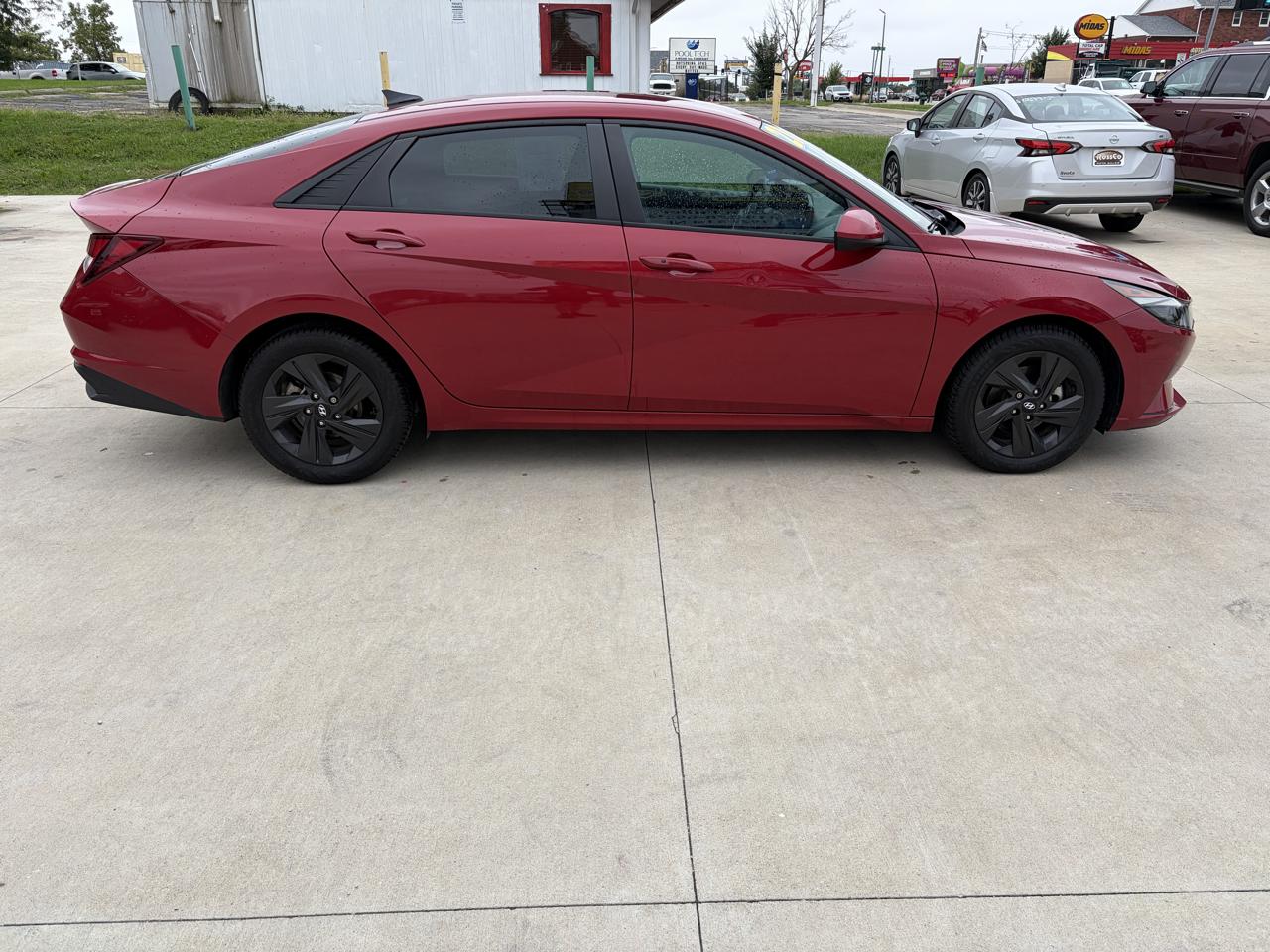 Hyundai Elantra SEL IVT *Ltd Avail* 2021